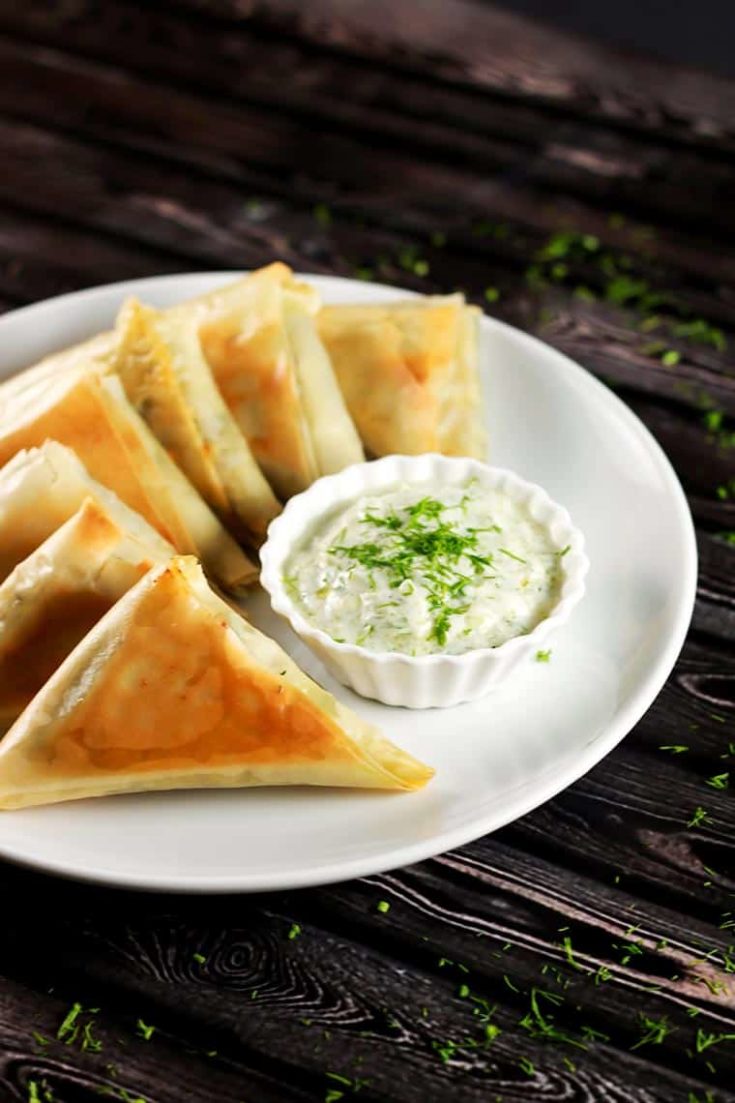 Greek Spinach and Cheese Parcels (Spanakopita)