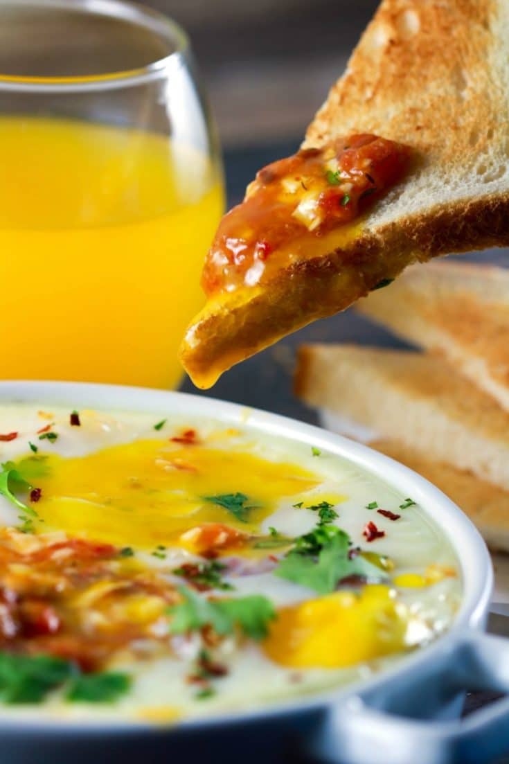 Baked Italian Eggs in Tomato Sauce | ScrambledChefs.com