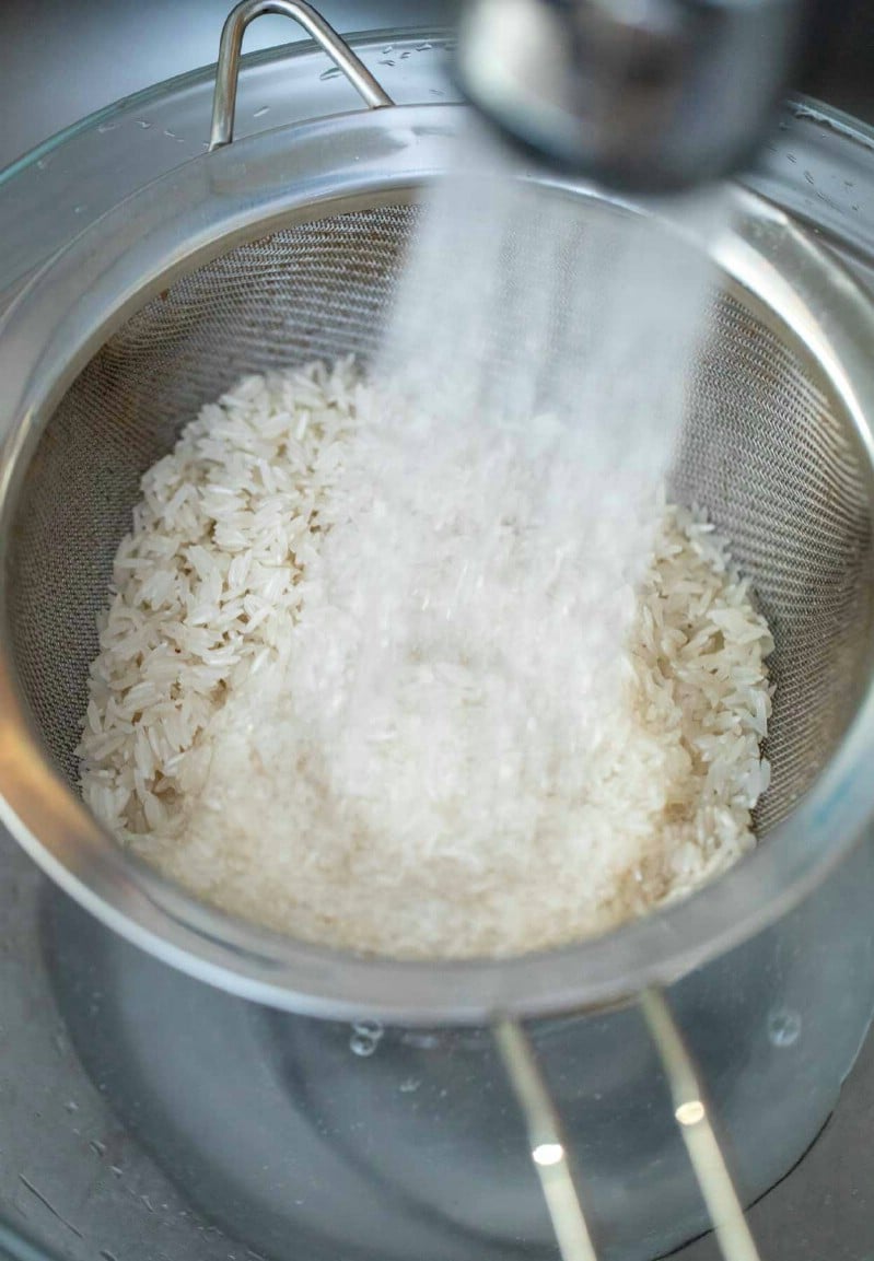 Rinsing rice