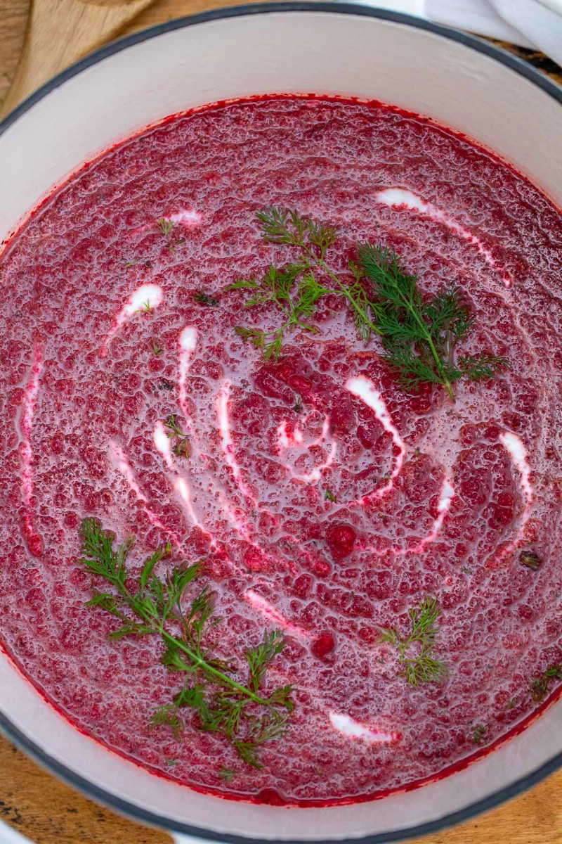 Beet soup with dill in dutch oven