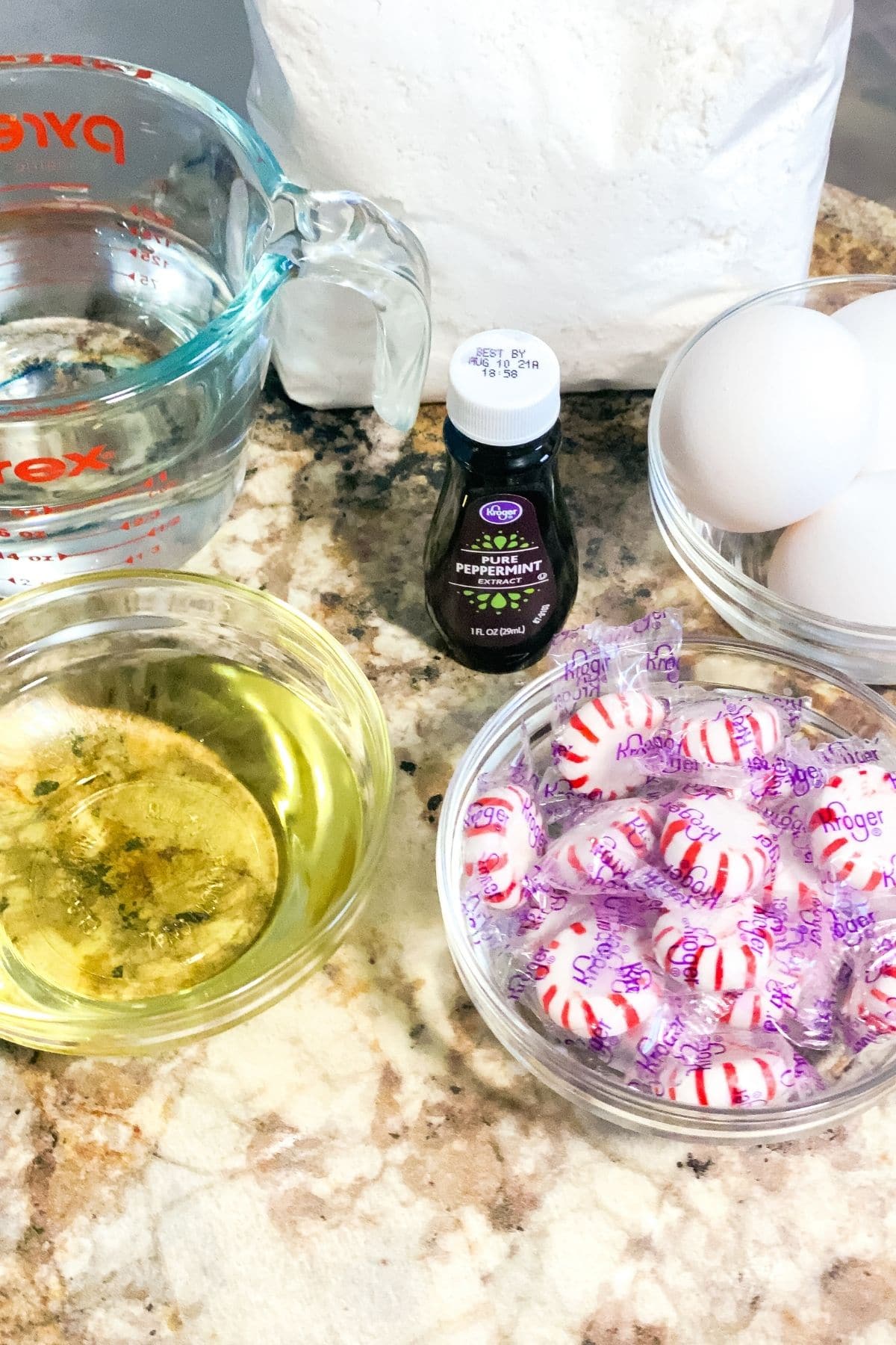 Ingredients for peppermint Christmas truffles