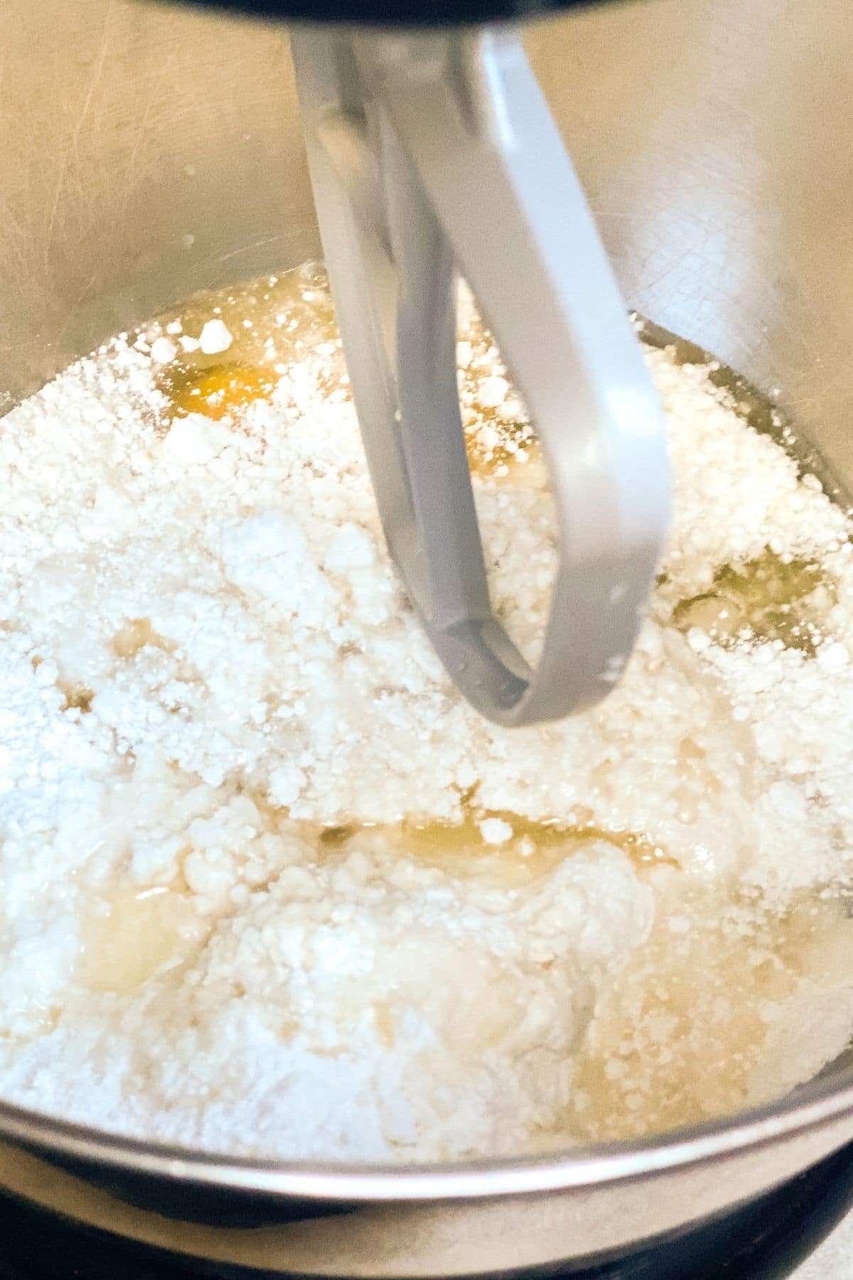 Mixing cake in stand mixer