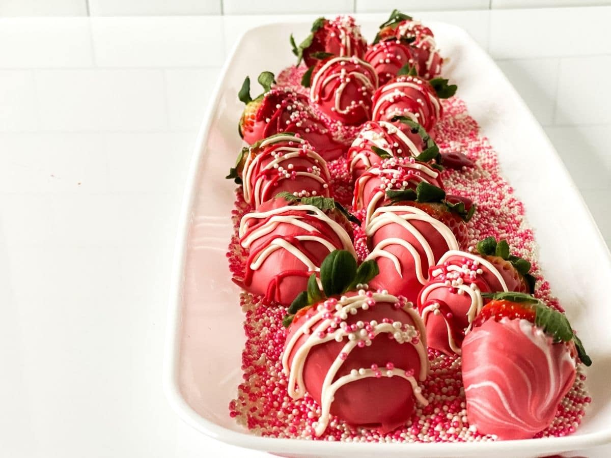 The Best Way to Make Chocolate Covered Strawberries