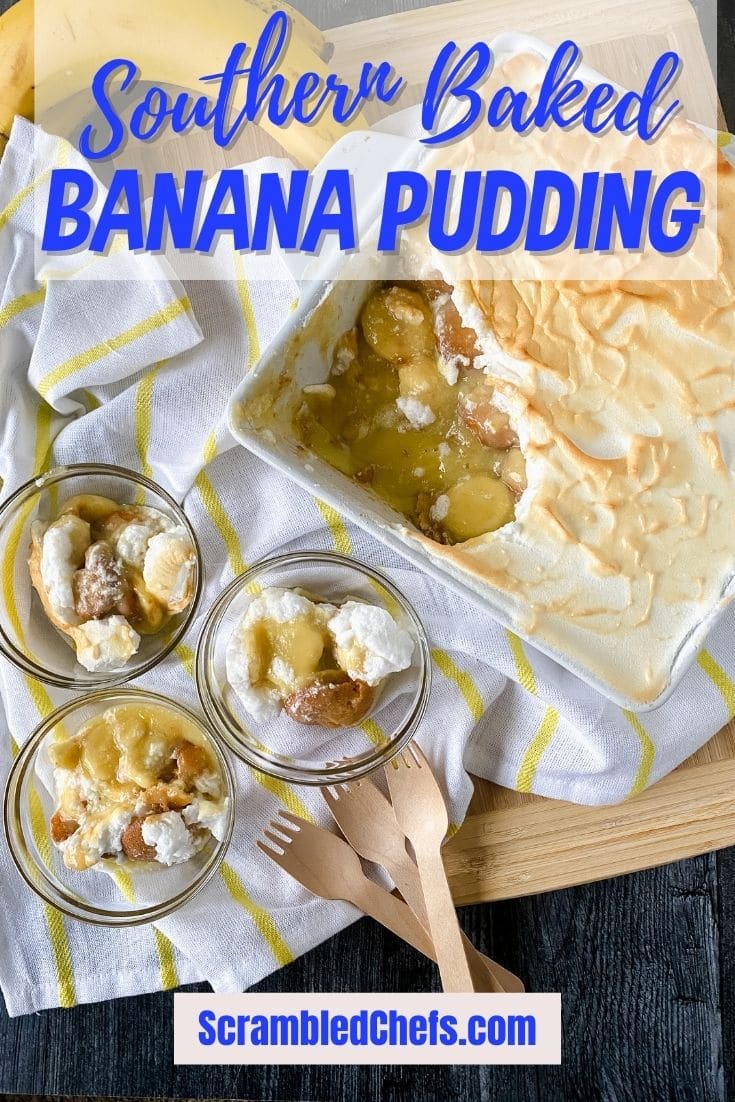 Baked banana pudding in a glass bowl