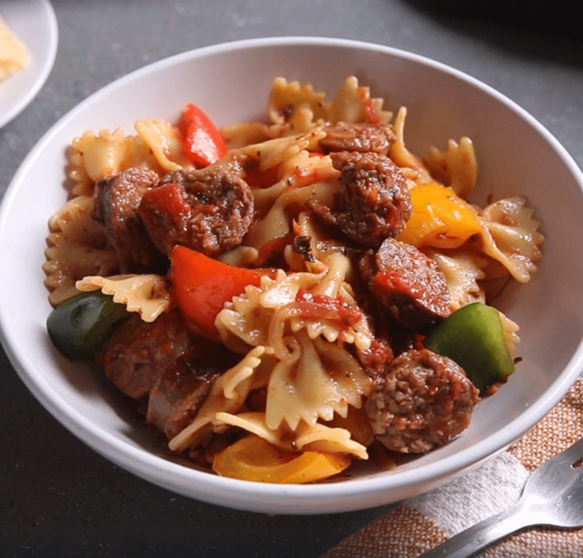 One-Pot Sausage And Peppers Pasta
