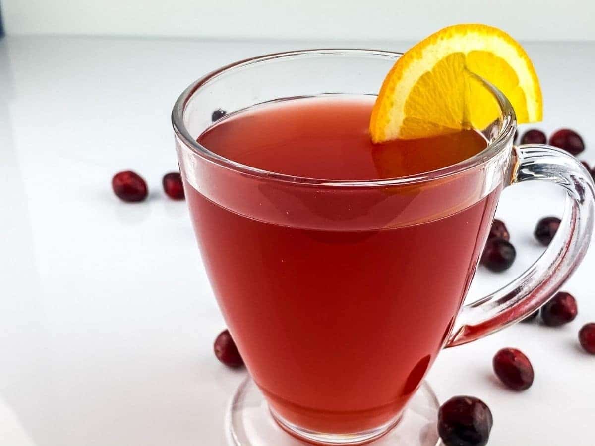 Aromatic Stove Top Spiced Cranberry Apple Cider