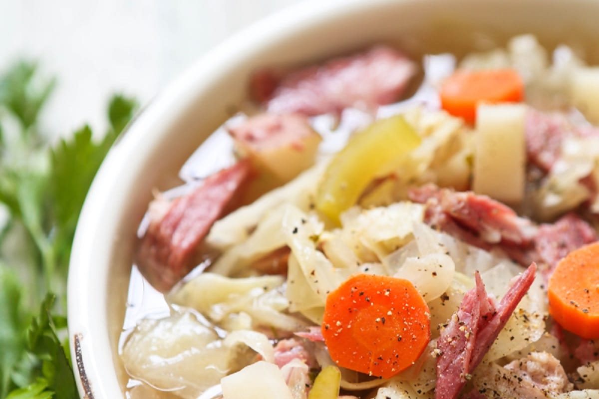 Crockpot Corned Beef And Cabbage Soup