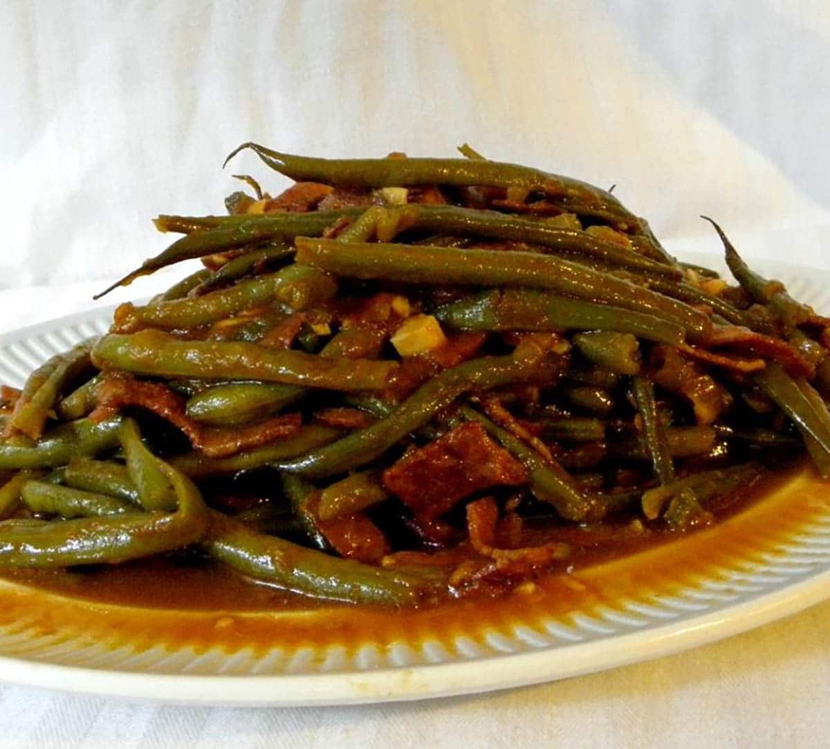 Green Beans with bacon, tomato sauce, and cayenne pepper 