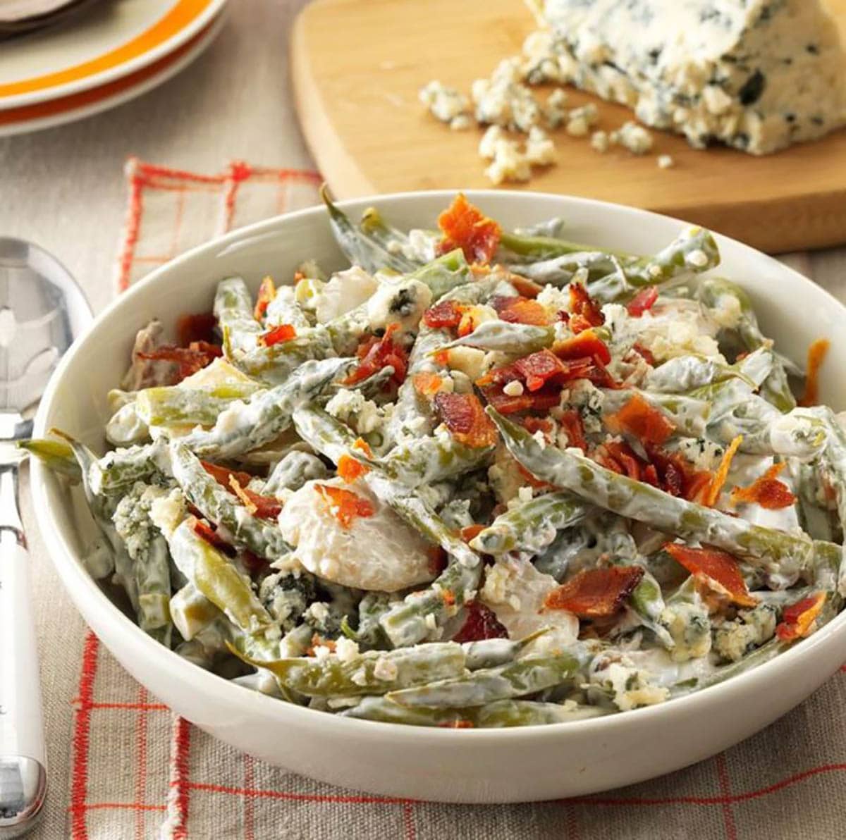 Green Beans with Gorgonzola topped with bacon and chestnuts