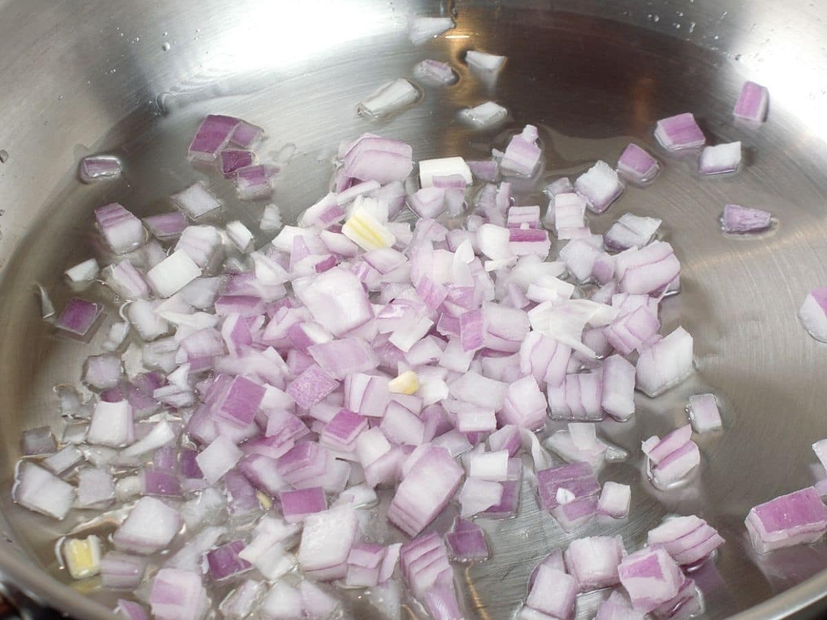 Onions in skillet