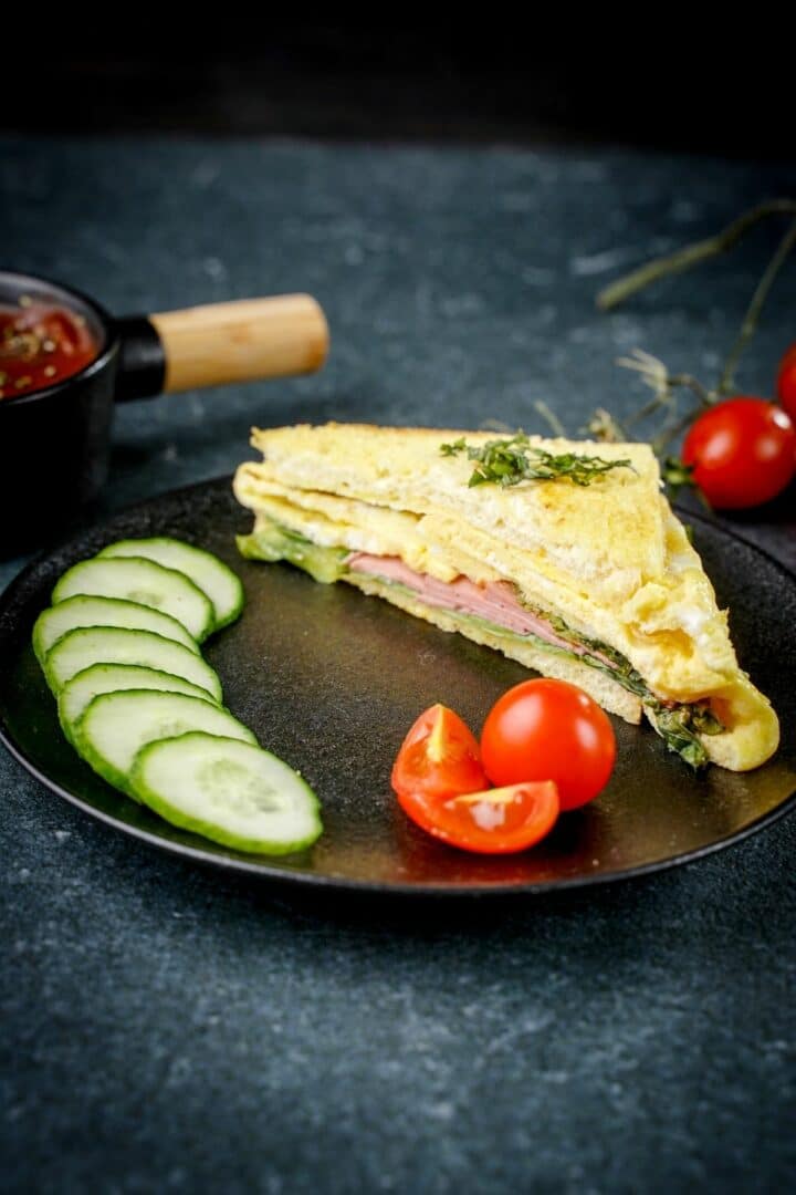 TikTok Easy Egg Sandwich Recipe - Scrambled Chefs