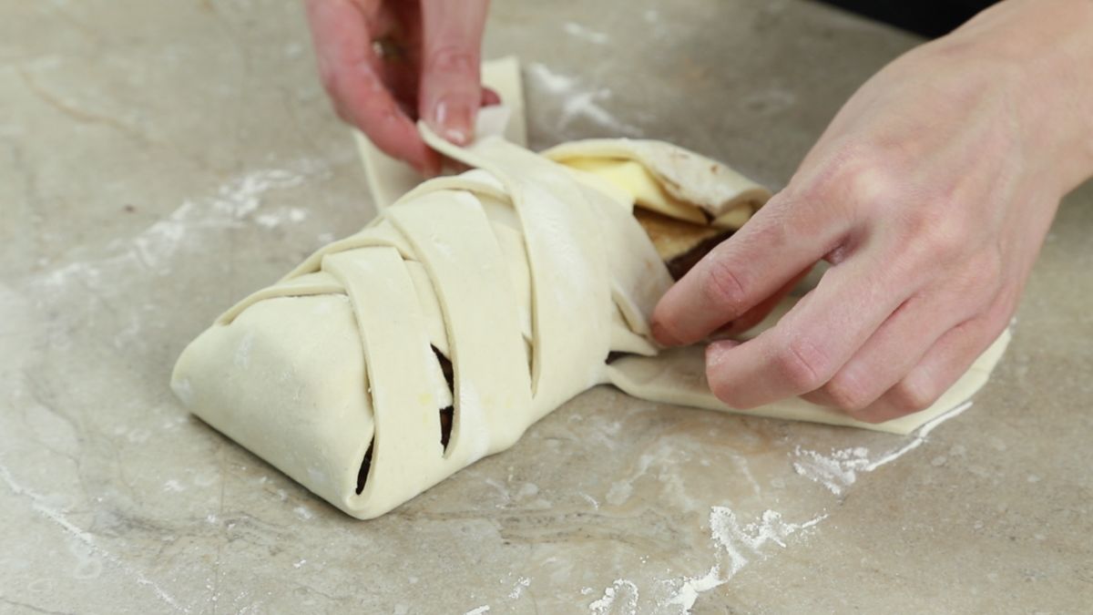 S'Mores Stuffed Braided Dessert Bread   Scrambled Chefs