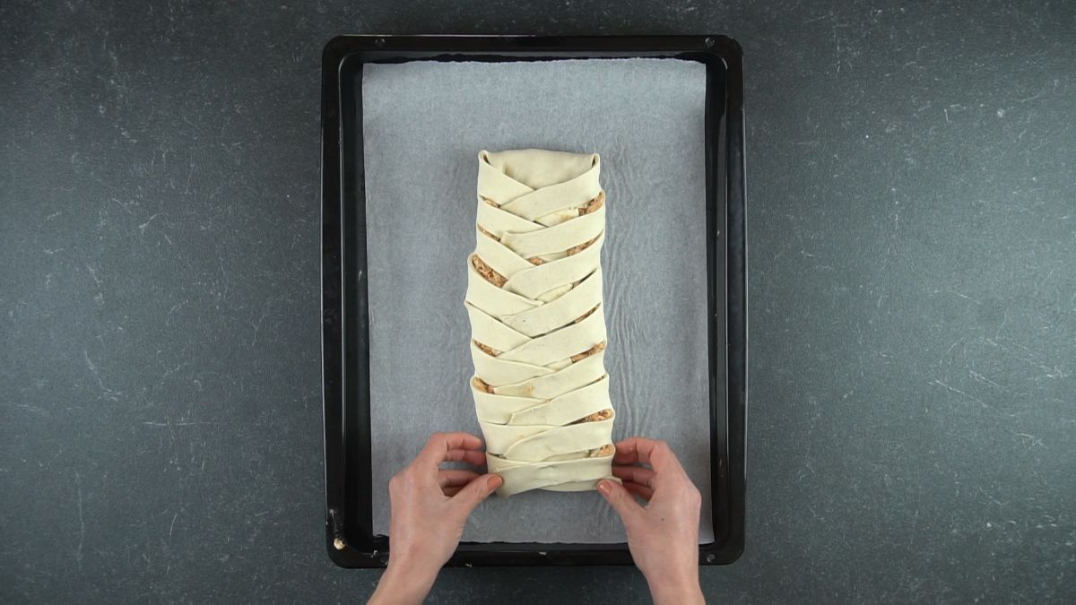 braided puff pastry chicken wrap